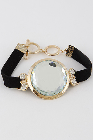 Antique Style Bracelet With Circle Stone Emblem 7ABE3